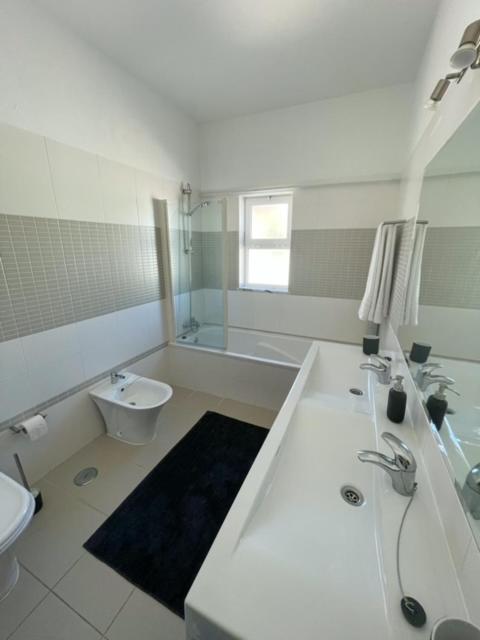 LINHA D ÁGUA - ap Apartman Salema Kültér fotó